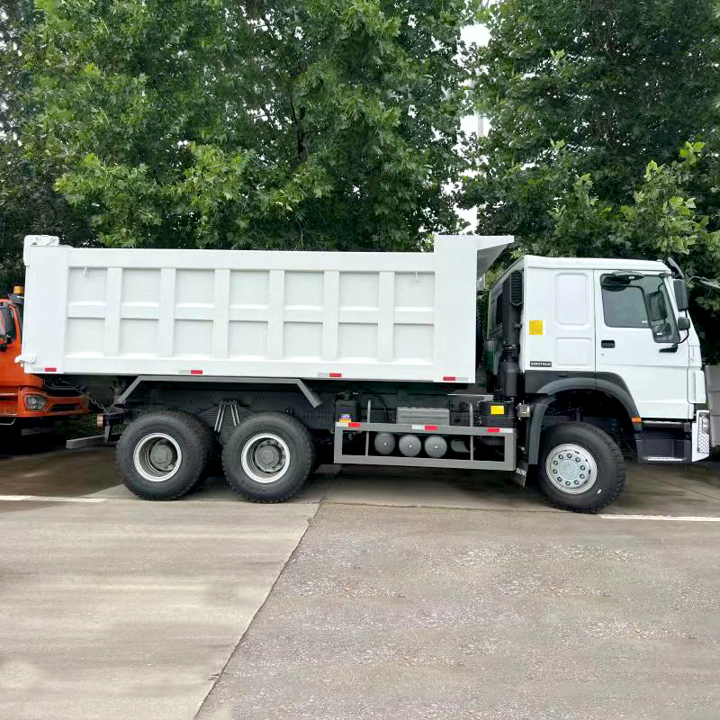 Utilisé/nouveau Sinotruk Howo camion 6*4 Diesel 371/375hp 15 tonnes camion à benne basculante à vendre