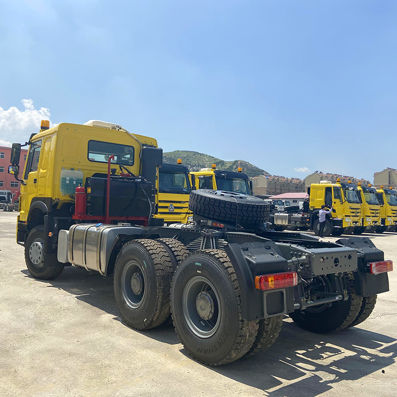 Tout nouveau camion tracteur diesel Sinotruk Howo 6*4 400hp à vendre