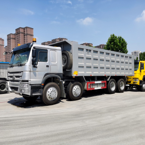 Bon état Howo nouveau camion à benne basculante 4 essieux 12 niveaux 8x4 