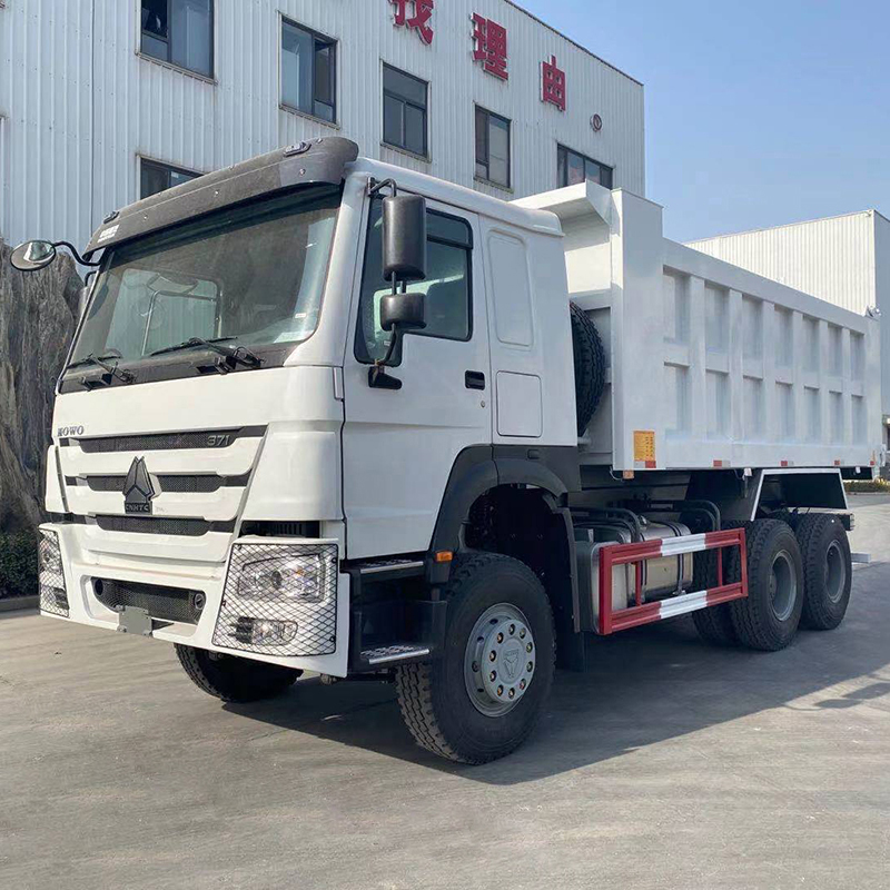 Camion à benne basculante HOWO d'occasion 371 chevaux 10 roues du moteur diesel 6*4 à vendre