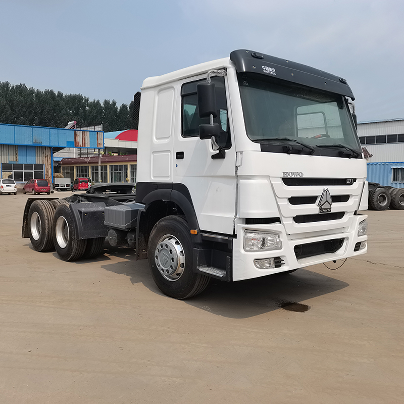 Nouveau/utilisé Sinotruk Howo 6*4 conduite à gauche/droite 375/400hp camion de tête de tracteur à vendre