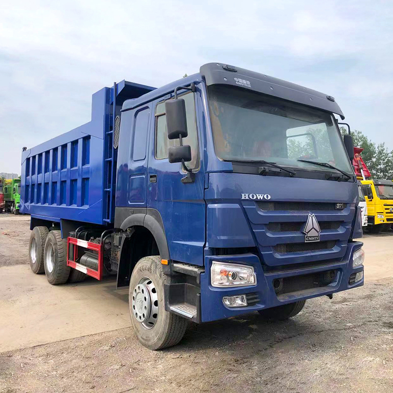 Sortie d'usine Sinotruk Howo 6*4 Diesel nouveau/utilisé 400HP conduite à gauche/droite benne Turck à vendre