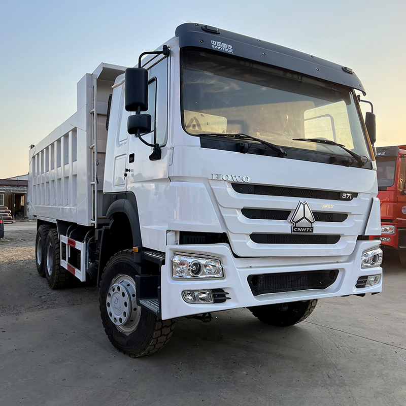 Bonne qualité bon marché Sinotruk Howo 6x4 utilisé camion-benne 10 pneus 30 tonnes LHD RHD camion à benne basculante à chargement lourd pour le marché africain