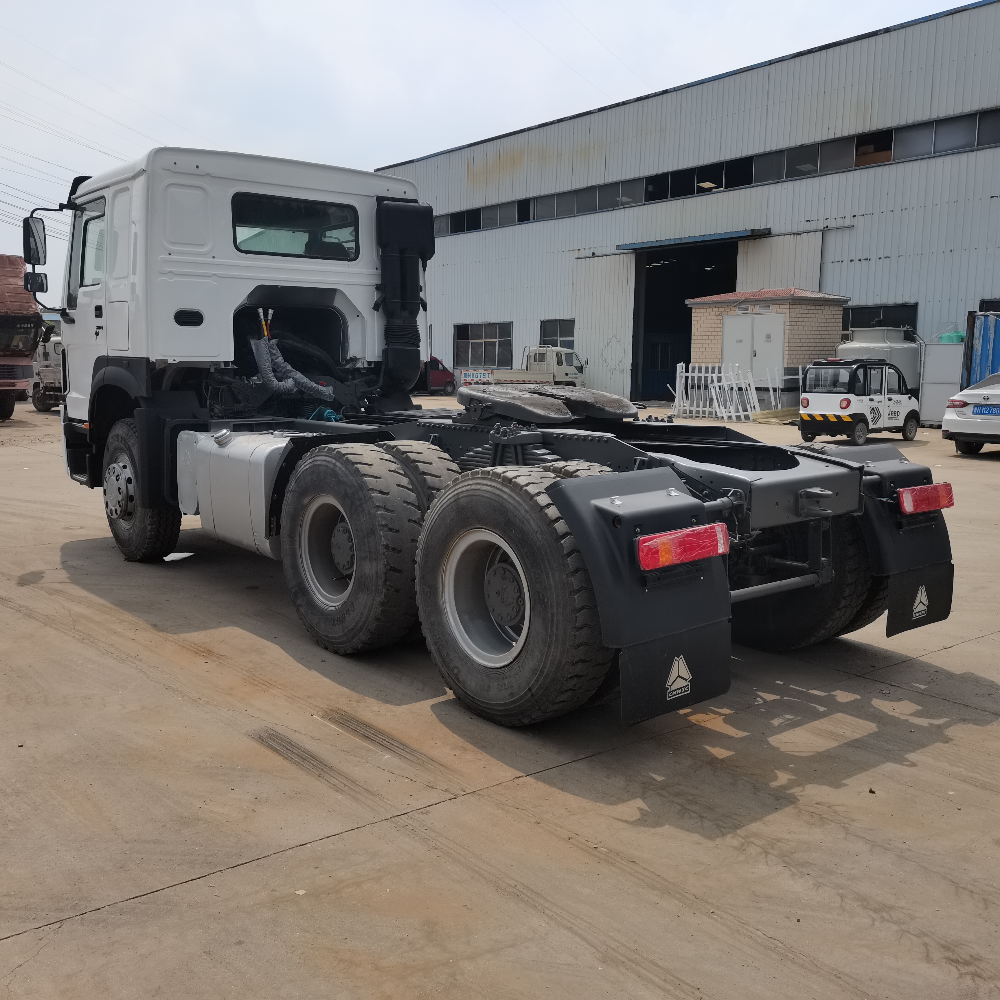 Haute qualité Sinotruk Howo 6*4 Diesel 375/380/400hp Euro2/3 camion de tête de tracteur en provenance de Chine