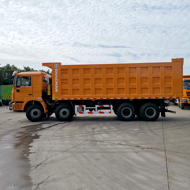 Marque chinoise de haute qualité Shacman F3000 380 HP 8X4 camion à benne basculante