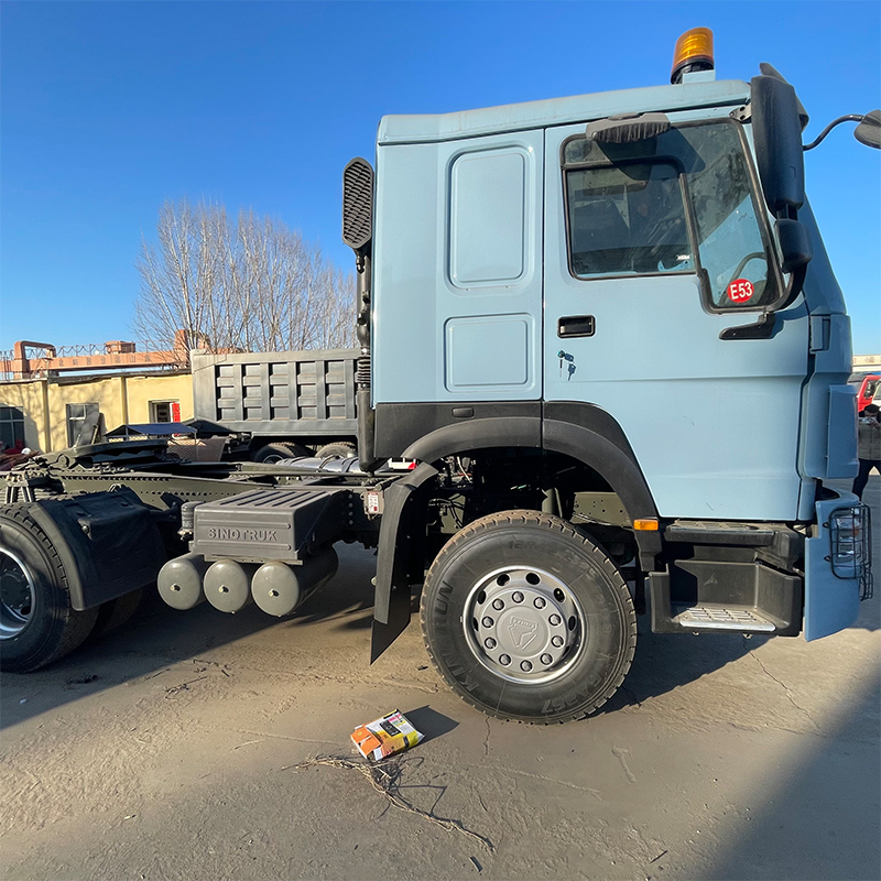  Nouveau camion de tracteur diesel Howo 6 * 4, entraînement droit / gauche